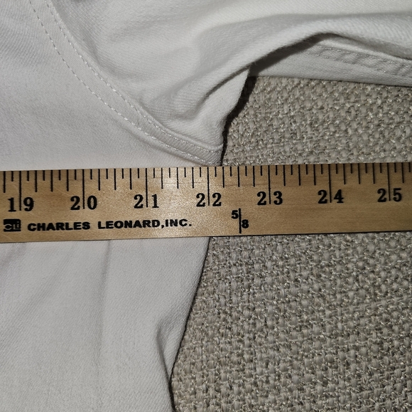 White Edie Bauer White Jean Jacket with Bronze Buttons Stretchy  XL - Picture 15 of 16